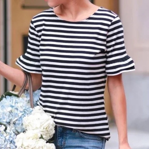 J. Crew Ruffle-Sleeve T-shirt in Stripe Small Black White Preppy Nautical B117 - Picture 2 of 10